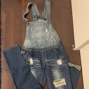 Straight leg overall dark denim ripped jean